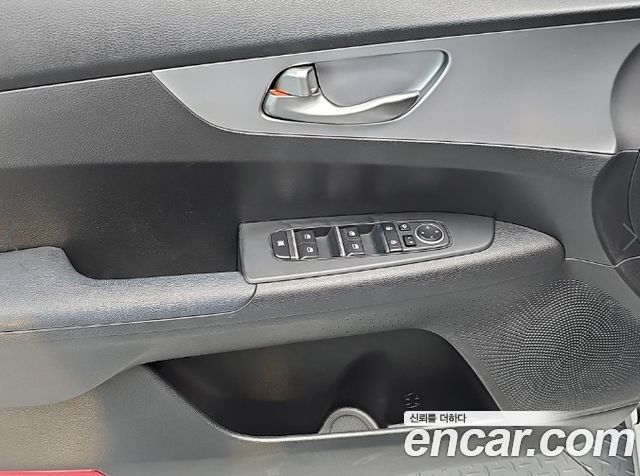 Kia K3 2022 — photo 14