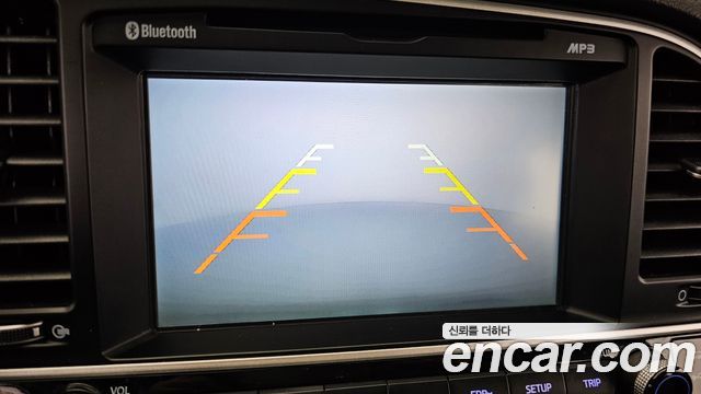 Hyundai AVANTE 2016 — photo 15