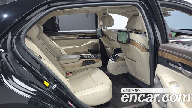 Genesis EQ900 2016 — photo 17
