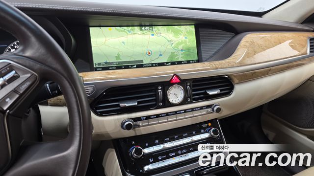 Genesis EQ900 2016 — photo 21