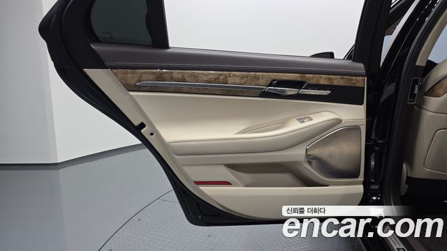 Genesis EQ900 2016 — photo 15
