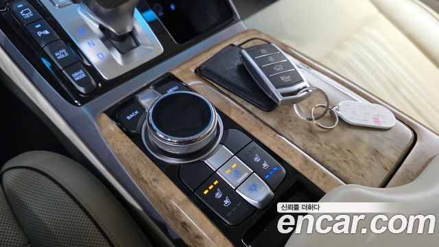 Genesis EQ900 2016 — photo 28