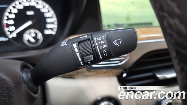 Genesis EQ900 2016 — photo 35