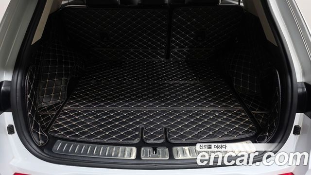 Genesis GV70 2023 — photo 23