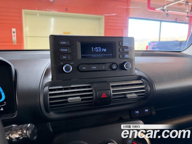 Hyundai Casper 2023 — photo 12