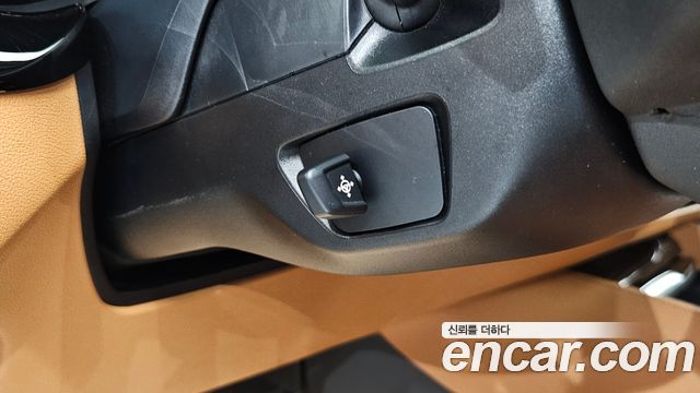 BMW 5-Series 2021 — photo 25