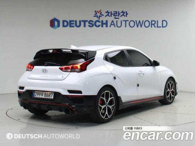 Hyundai Veloster 2022 — photo 2