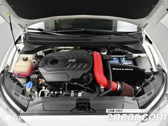 Hyundai Veloster 2022 — photo 6