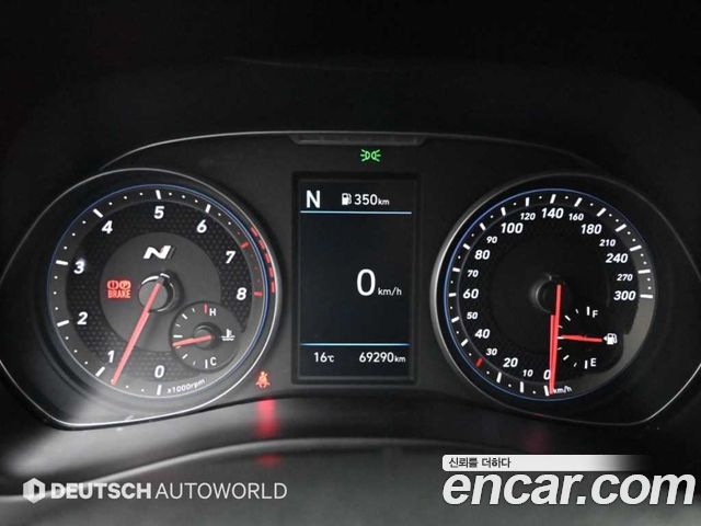 Hyundai Veloster 2022 — photo 8
