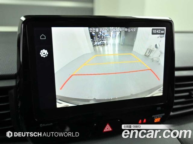 Hyundai Veloster 2022 — photo 15
