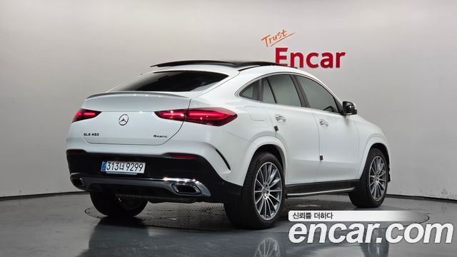 Mercedes-Benz GLE-Class 2025 — photo 2