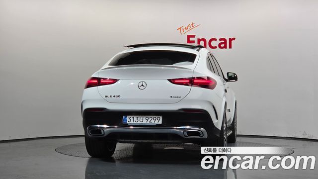 Mercedes-Benz GLE-Class 2025 — photo 4