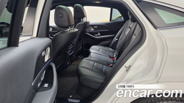 Mercedes-Benz GLE-Class 2025 — photo 17