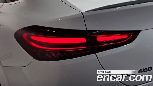 Mercedes-Benz GLE-Class 2025 — photo 9