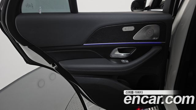 Mercedes-Benz GLE-Class 2025 — photo 15
