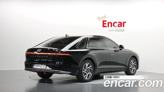 Hyundai Grandeur 2023 — photo 2