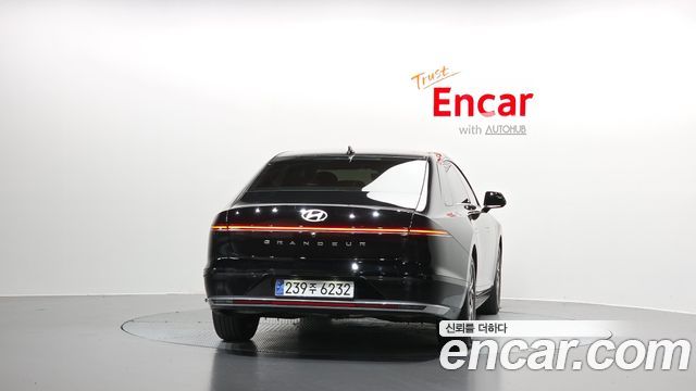Hyundai Grandeur 2023 — photo 4