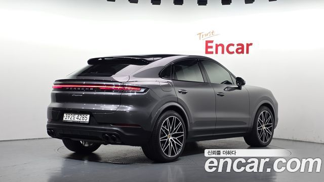Porsche Cayenne 2024 — photo 2