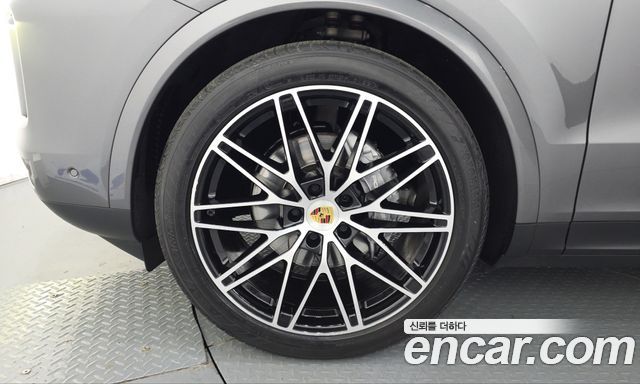Porsche Cayenne 2024 — photo 5
