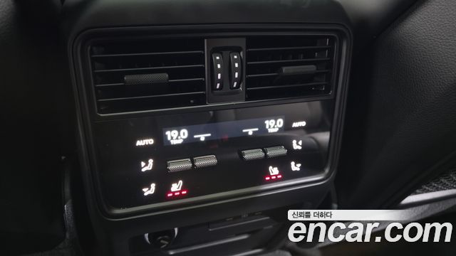 Porsche Cayenne 2024 — photo 19
