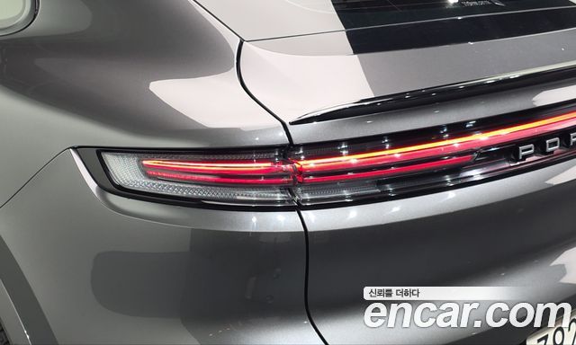 Porsche Cayenne 2024 — photo 9