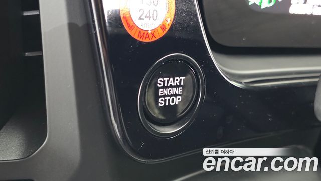 Porsche Cayenne 2024 — photo 28