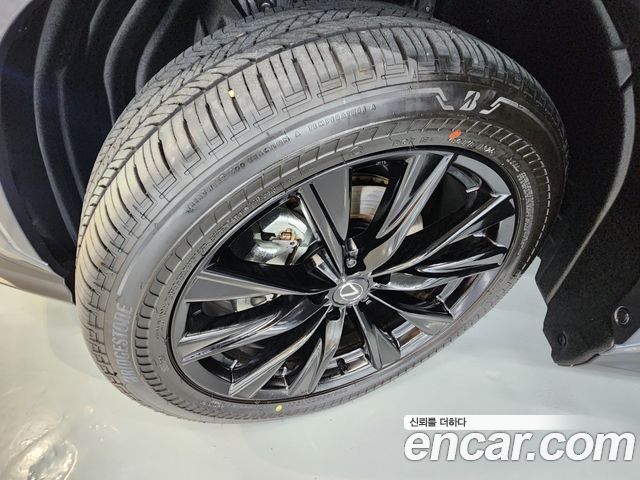 Lexus NX 2025 — photo 5