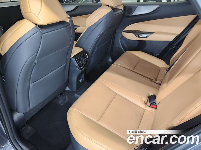 Lexus NX 2025 — photo 11