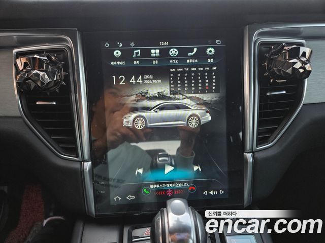 Porsche Macan 2015 — photo 11