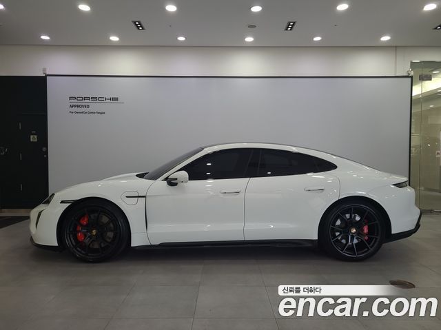Porsche Taycan 2024 — photo 6