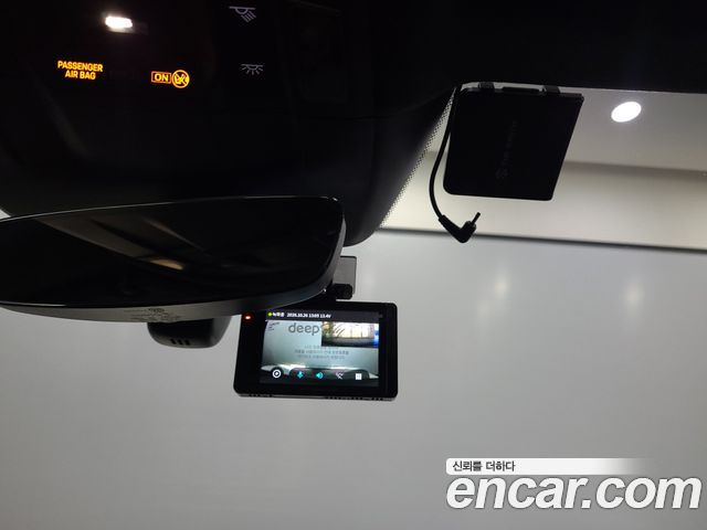 Porsche Taycan 2024 — photo 20