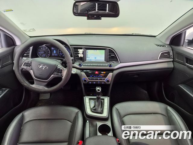 Hyundai AVANTE 2016 — photo 7