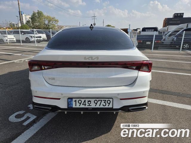 Kia K5 2023 — photo 2