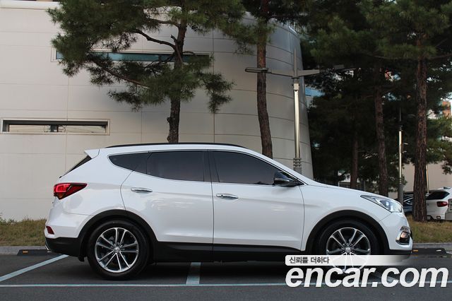 Hyundai Santafe 2016 — photo 3