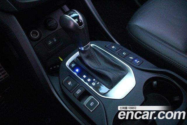 Hyundai Santafe 2016 — photo 10