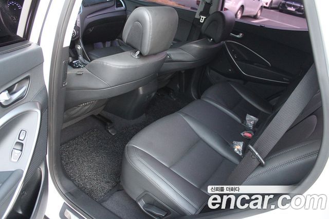 Hyundai Santafe 2016 — photo 14