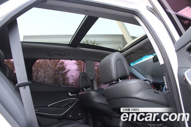 Hyundai Santafe 2016 — photo 15