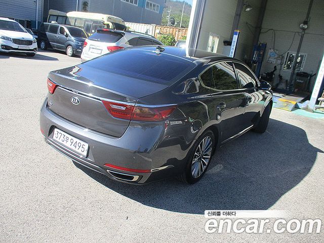Kia K7 2017 — photo 5