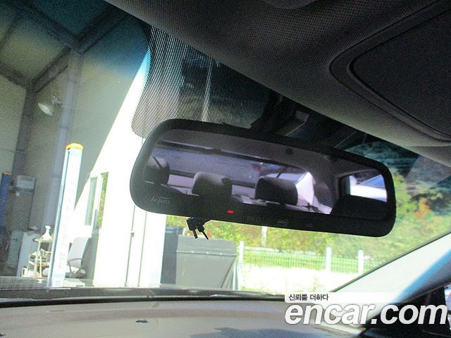 Kia K7 2017 — photo 9