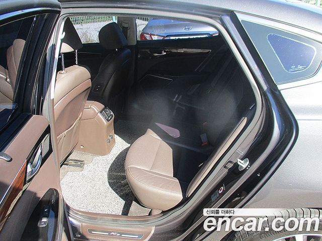 Kia K7 2017 — photo 10