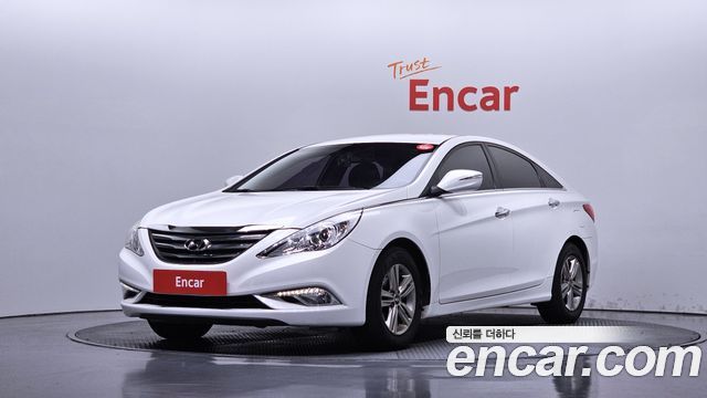 Hyundai Sonata 2013 — photo 1