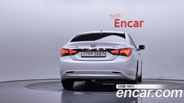 Hyundai Sonata 2013 — photo 4