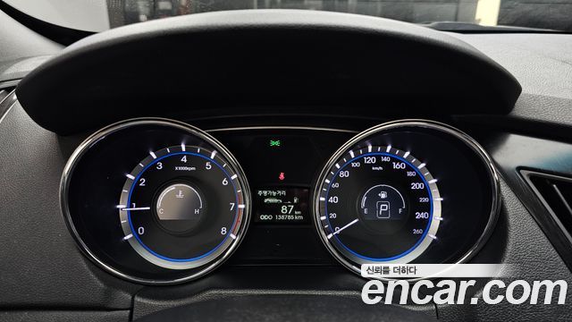Hyundai Sonata 2013 — photo 11