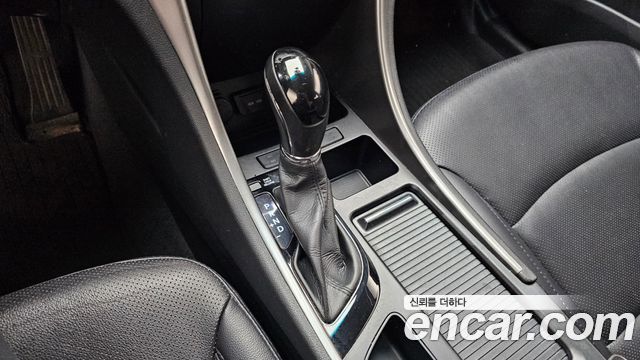 Hyundai Sonata 2013 — photo 12