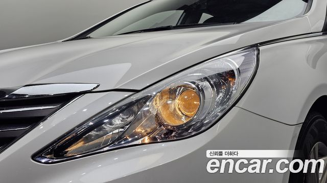 Hyundai Sonata 2013 — photo 8