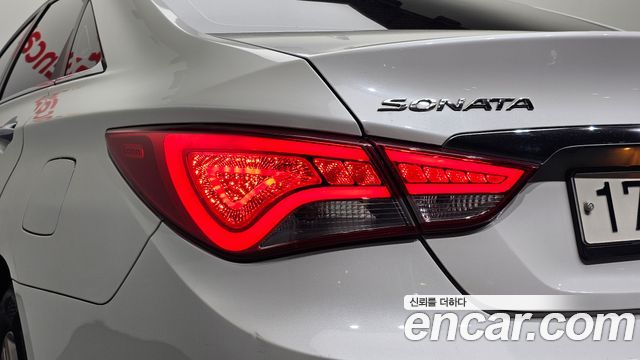 Hyundai Sonata 2013 — photo 9