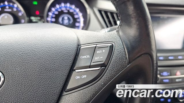 Hyundai Sonata 2013 — photo 28
