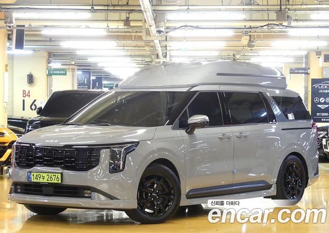 Kia Canival 2025 — photo 1