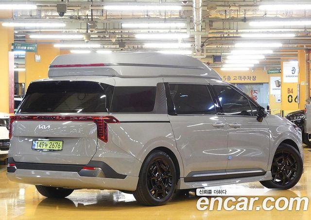Kia Canival 2025 — photo 2