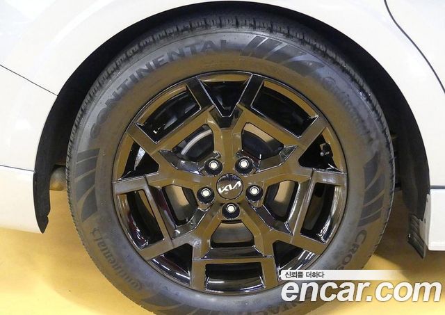 Kia Canival 2025 — photo 5